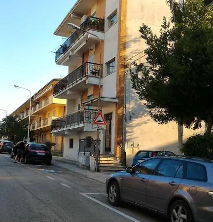 La Casa Di Silvia Apartamento *